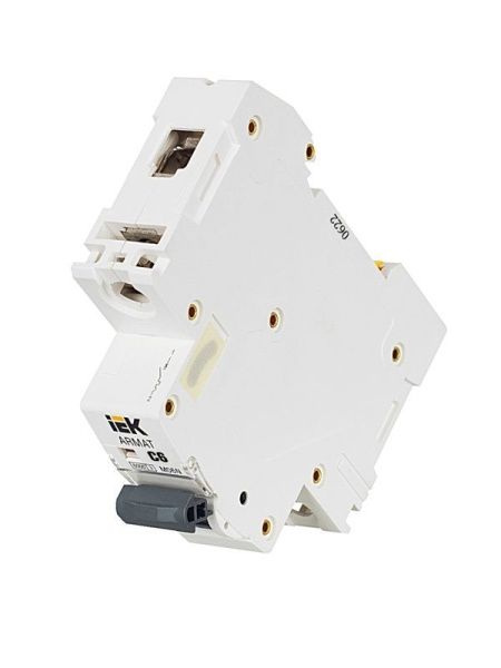 Выключатель автоматический модульный 1п C 6А M06N ARMAT IEK AR-M06N-1-C006