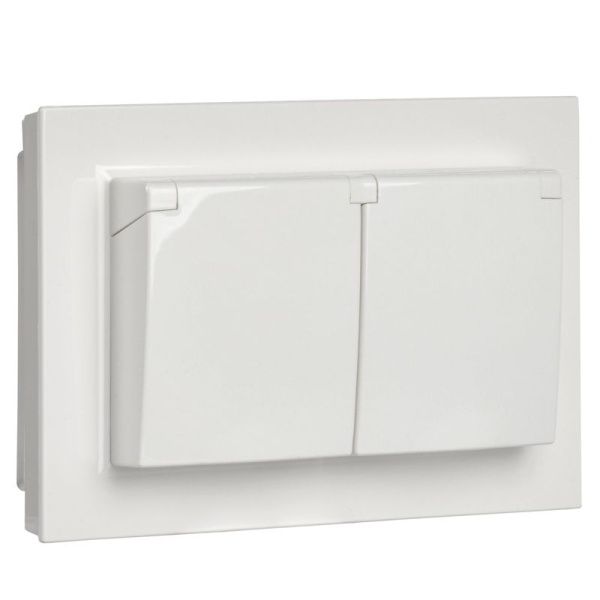 Розетка 2-м СП BRITE РСбш12-3-44-БрБ 16А в сборе IP44 с крышкой бел. IEK BR-R26-16-44-K01-F
