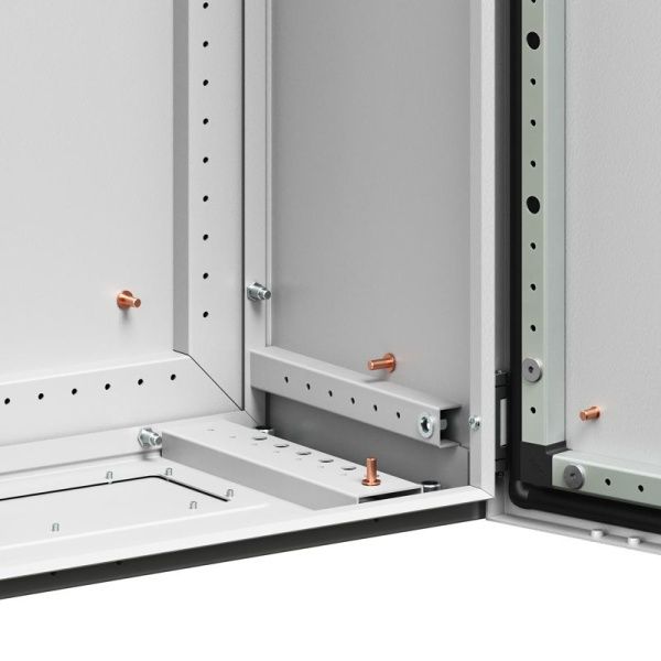 Корпус напольный RAM fit 2000х800х300мм с боков. вырезами DKC R6NFW208030F