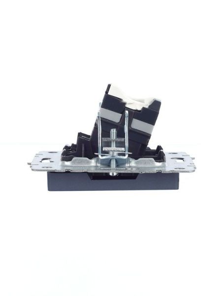 Розетка компьютерная СП RJ45 кат.5E BRITE РК10-БрМ механизм маренго IEK BR-K10-1-K35