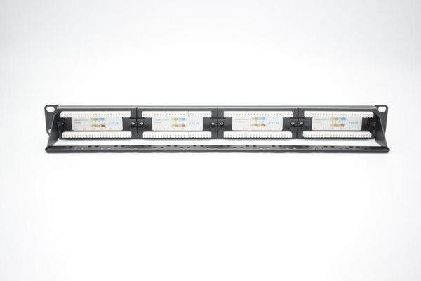 Патч-панель 19дюйм 1U кат.5E неэкранир. 24 порта RJ-45 Dual IDC с задн. кабельным организатором TOKOV ELECTRIC TKE-PP-5E-1U-24P-UTP-CO