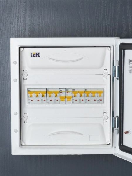 Выключатель автоматический модульный 1п C 50А 4.5кА ВА47-29 KARAT IEK MVA20-1-050-C