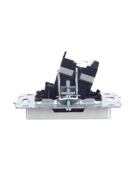 Розетка компьютерная СП RJ45 кат.5E BRITE РК10-БрА механизм алюм. IEK BR-K10-1-K47
